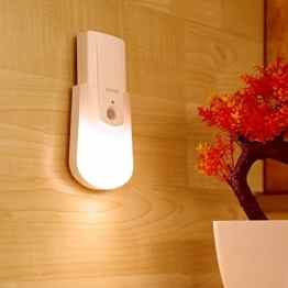 Deckey LED Nachtlicht mit Bewegungsmelder, Notfalllicht, Taschenlampe, Babyzimmerlicht, batteriebetriebend, kaltweiß(6500K), 3er LEDs, Kabellose Nachtleuchte