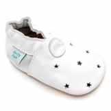 Dotty Fish Leder Babyschuhe – rutschfest Wildledersohle – chromfrei weiche Lederschuhe – Baby Jungen und Mädchen – weiß Sterne Taufe