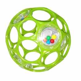 HCM Oball 28113 Grün Lochball mit Rassel Greifball Greifling Motorikball 10cm
