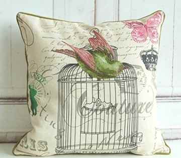 Kissenhülle im Shabby chic mit zauberhafter Bestickung in grün mit Vogel und Schmetterling