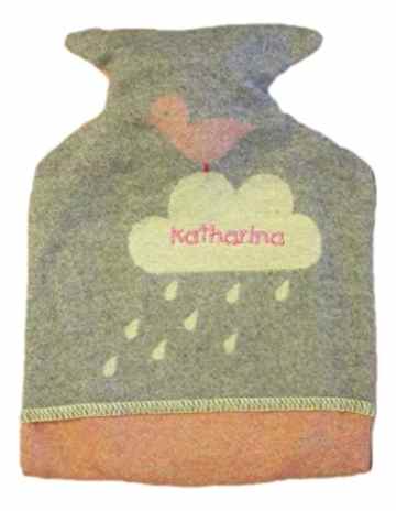 Fussenegger Baby-und Kinderwärmflasche mit Ihrem Wunschnamen bestickt in verschiedenen Motiven, ideales Geschenk zur Geburt, Taufe, Ostern und Weihnachten -