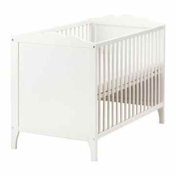IKEA verstellbares Babybett ‚Hensvik‘ Bettchen in 60x120cm – Gitterbett aus massiver Birke – höhenverstellbar – erfüllt EN 716-1 -