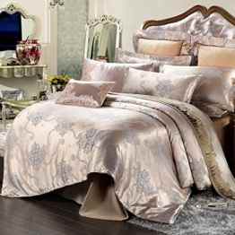 utgeek 4 Stück Bettwäsche Bettdecken European Style Satin Jacquard Bedspreads 1,5 1,8 Meter
