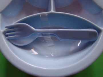 Warmhalteteller Teller + Besteck Essensset Baby — Warmes Wasser rein – und das Essen bleibt lange warm! -